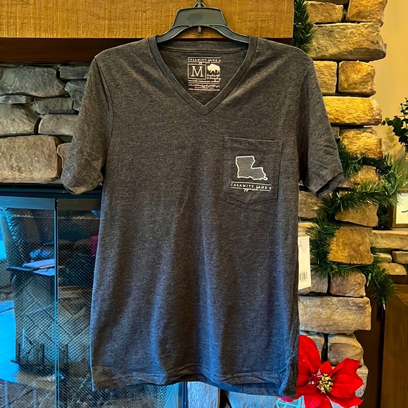 NWT Calamity Jane’s Apparel Louisiana Charcoal Gray SS Tee, Sz M - Picture 3 of 13
